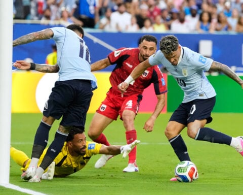 Cape Verde goalkeeper Vozinha seeks new club after World Cup stardom, doesn't rule out Brazil move