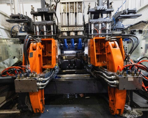 US core capital goods orders rebound sharply in May