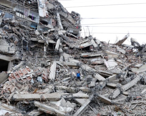 Leaders and celebrities react after powerful quakes hit Venezuela