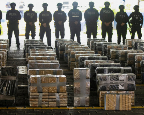 Global trade in cocaine, methamphetamine is booming, UN drug report shows