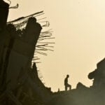 Rescuers comb Venezuelan quake rubble, thousands reported missing