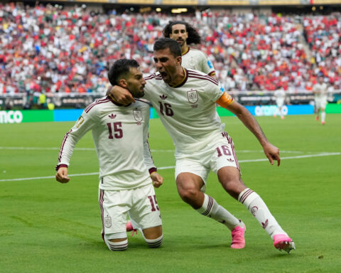 Spain wins its World Cup group, beating Uruguay 1-0 as Muslera’s error sends 2-time champion home