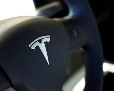 US safety agency ends power steering probe into 376,000 Tesla EVs