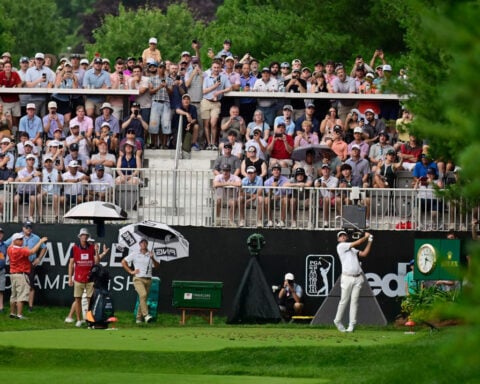 Hovland flips the script on Scheffler and takes the lead at Travelers Championship