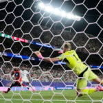 Austria, Algeria trade goals in stoppage time, both advance at World Cup with stunning 3-3 draw