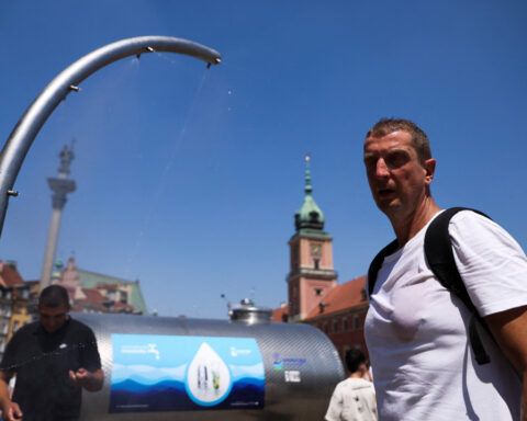 Record heatwave disrupts Europe as France warns death toll to rise