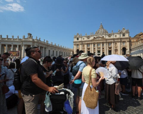 Italy and Balkans endure heatwave, US also faces soaring temperatures