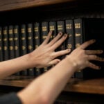 Texas approves mandatory Bible readings in public schools, reigniting a century-long debate