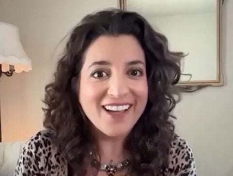 Woman who searched for husband on billboards says she found love