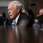 US senator asks regulator to reject giant NextEra-Dominion power deal, filing