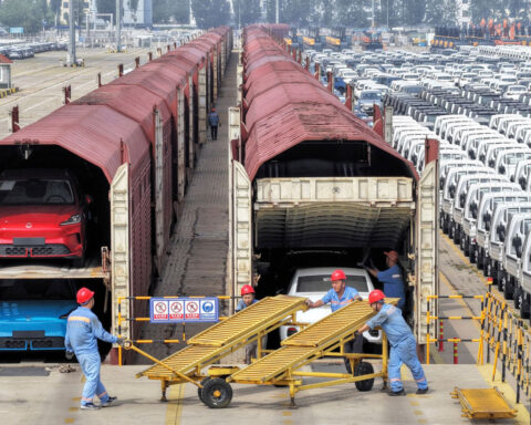 China's factory activity expands in June with boost from tech exports