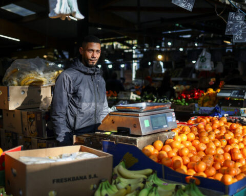 French inflation falls back to ECB target in June as it slows for first time in 2026