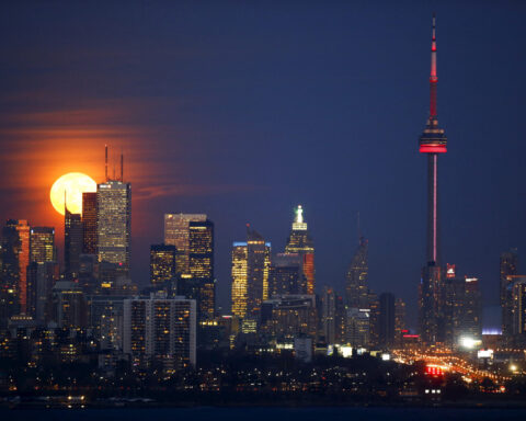 Canada's GDP rebounds in April, posts 0.5% growth on monthly basis