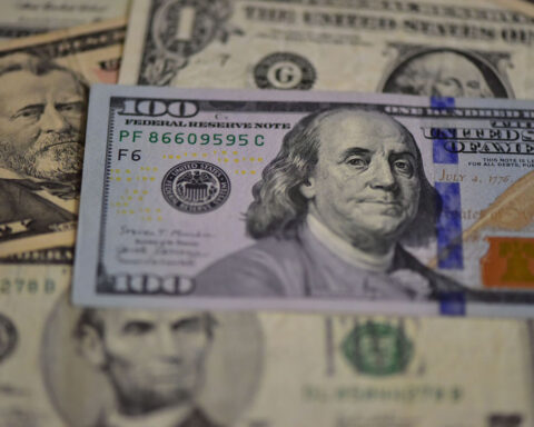 Central banks think the US has become riskier. They plan to sell dollars and buy gold