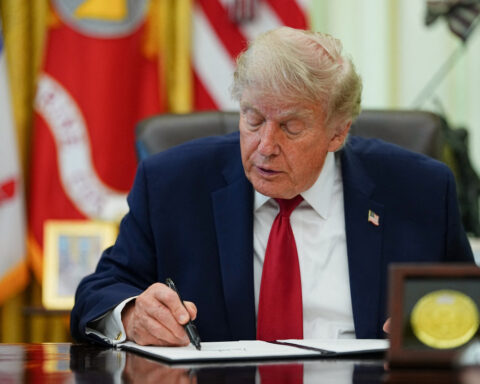 Supreme Court strengthens Trump's hold on key levers of government power