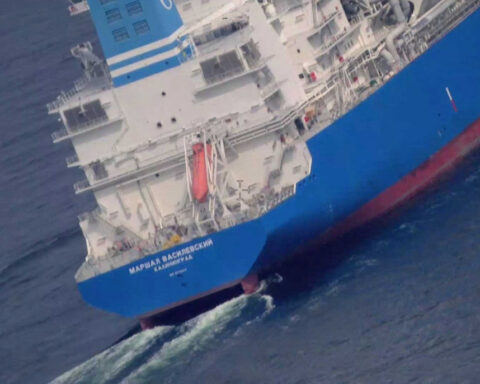 Estonia images show machine guns on Russian LNG carrier in Baltic