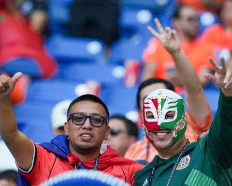 Monterrey turns into a sea of Mexico green, even without El Tri on the field
