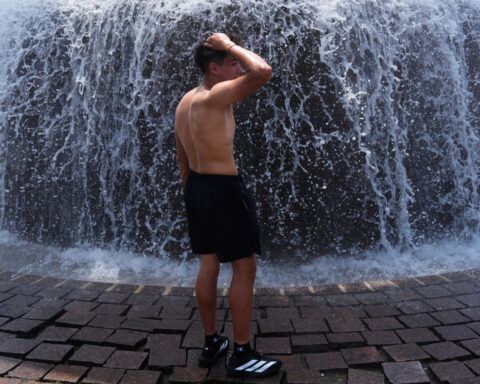 Forecasters cite 'dangerous' conditions as heat scorches Midwest while on its way to the East