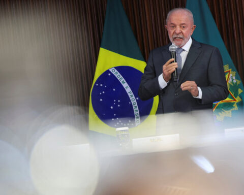 Brazil needs new fiscal measures as targets become unfeasible from 2028, Treasury says