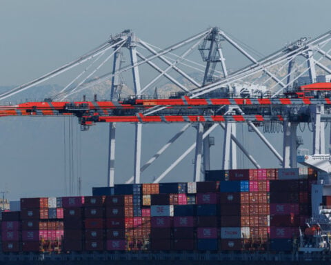 US seen not extending USMCA, starting decade-long countdown to end trade pact