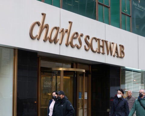Trump secured over $50 million in loan from Charles Schwab in 2025, ethics filing shows