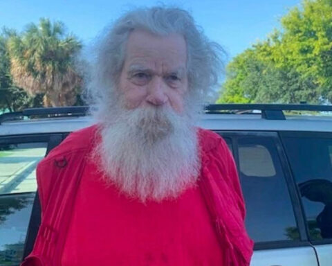 Man legally named ‘Santa Claus’ arrested in child predator sting