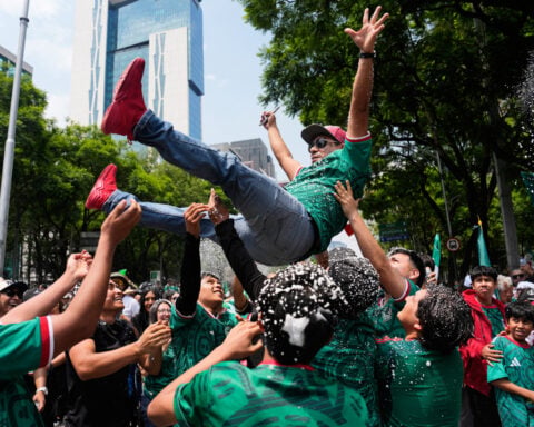 4 people die in Mexico City during celebrations after World Cup win
