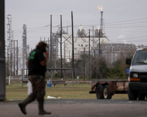 Gas plants for US data centers to be major source of climate change-linked emissions, report says