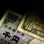 Dollar steady as focus turns to US payrolls, yen intervention jitters persist