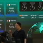 Asian stocks mostly decline on a sell-off of chip shares