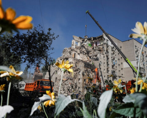 Russia bombards Kyiv in deadliest strike this year, killing at least 30 people