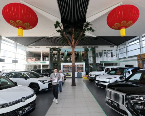Russian fuel crisis prompts rush for electric cars