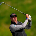 Stewart Cink, Charlie Wi share US Senior Open lead after opening 67s