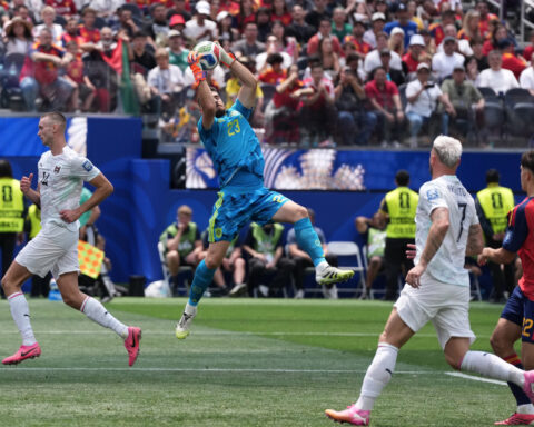 Spain goalkeeper Unai Simón sets World Cup record with 519 straight scoreless minutes in net