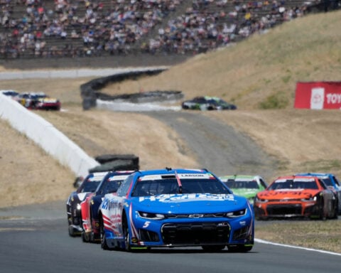 Kyle Larson looks to break winless drought as NASCAR returns to Chicagoland