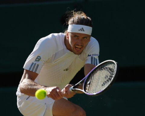 Eala upsets Wimbledon champion Swiatek in historic win for Philippines, No. 2 seed Rybakina also out