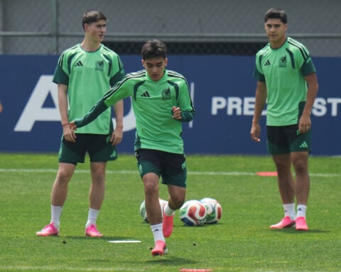 England faces Mexico at ‘monster’ stadium where El Tri has yet to concede a goal at this World Cup
