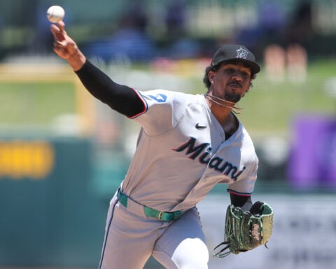 Pérez pulled after 7 perfect innings against A's, and Marlins nearly blow 8-run lead in 9-8 win