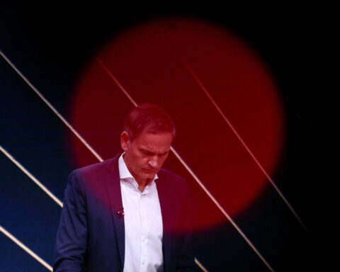 Volkswagen CEO faces acid test from unions over swingeing job cut plans