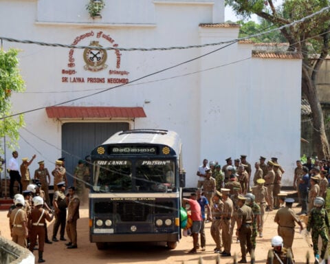 Clashes escalate at Sri Lanka prison to leave 25 dead, many more injured