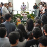 As quake rescue effort winds down, Venezuelans are left alone to recover their dead