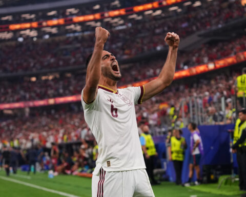 Merino's late goal sends Spain to quarterfinals and ends Ronaldo's World Cup career