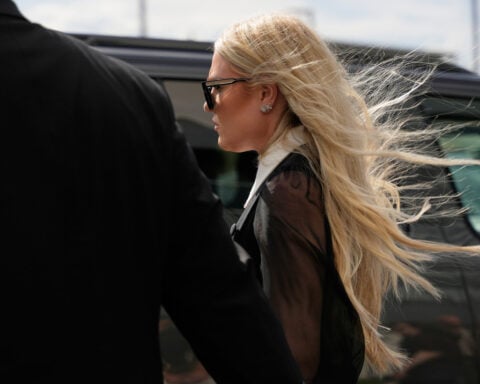 Former officer describes finding a 'sniper pad' on nearby rooftop after Charlie Kirk assassination