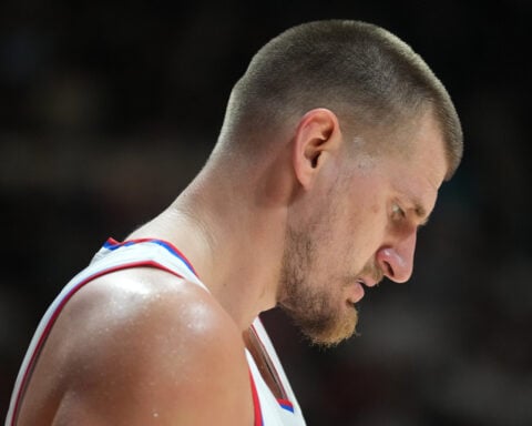 Jokic reaffirms desire to stay with Nuggets for entire career, plans on waiting to sign extension