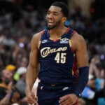Donovan Mitchell agrees to 4-year, $273 million extension with Cavaliers, AP source says