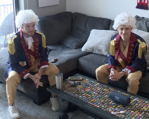 Duo dons colonial gear to cheer on Team USA at every FIFA 26 World Cup watch party in Kansas City