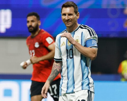 Lionel Messi scores his eighth goal of this year's World Cup, takes lead in Golden Boot race