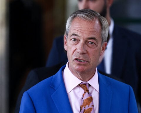 Nigel Farage takes his 'fight with the establishment' to the voters