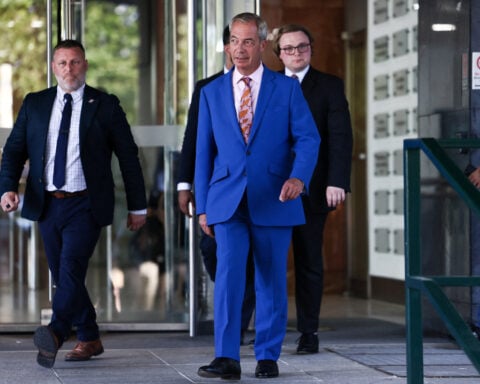 UK populist leader Farage to quit parliament, seek re-election after gift allegations