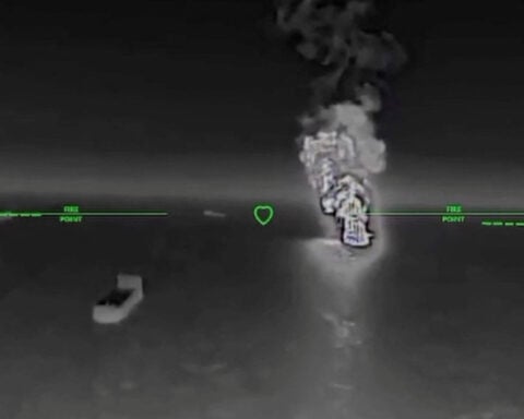 Ukraine strikes Russian 'shadow fleet' tankers supplying Crimea